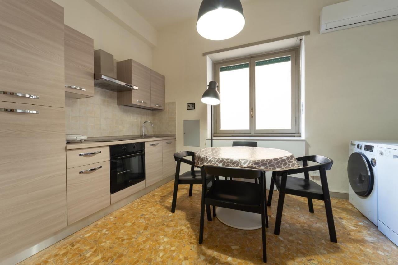 Budget rooms sonnino 37 Cagliari Buitenkant foto