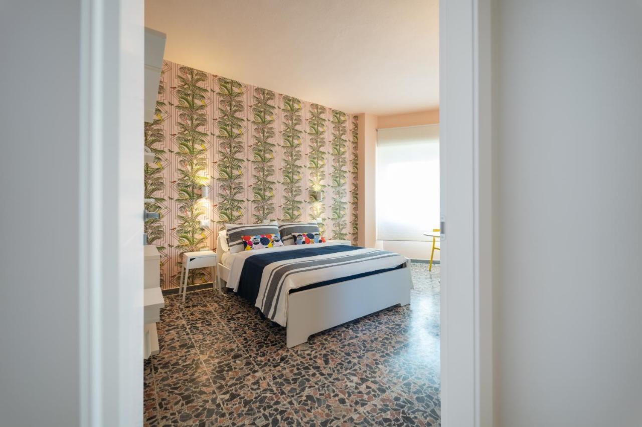 Budget rooms sonnino 37 Cagliari Buitenkant foto