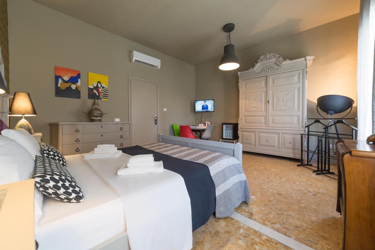 Budget rooms sonnino 37 Cagliari Buitenkant foto