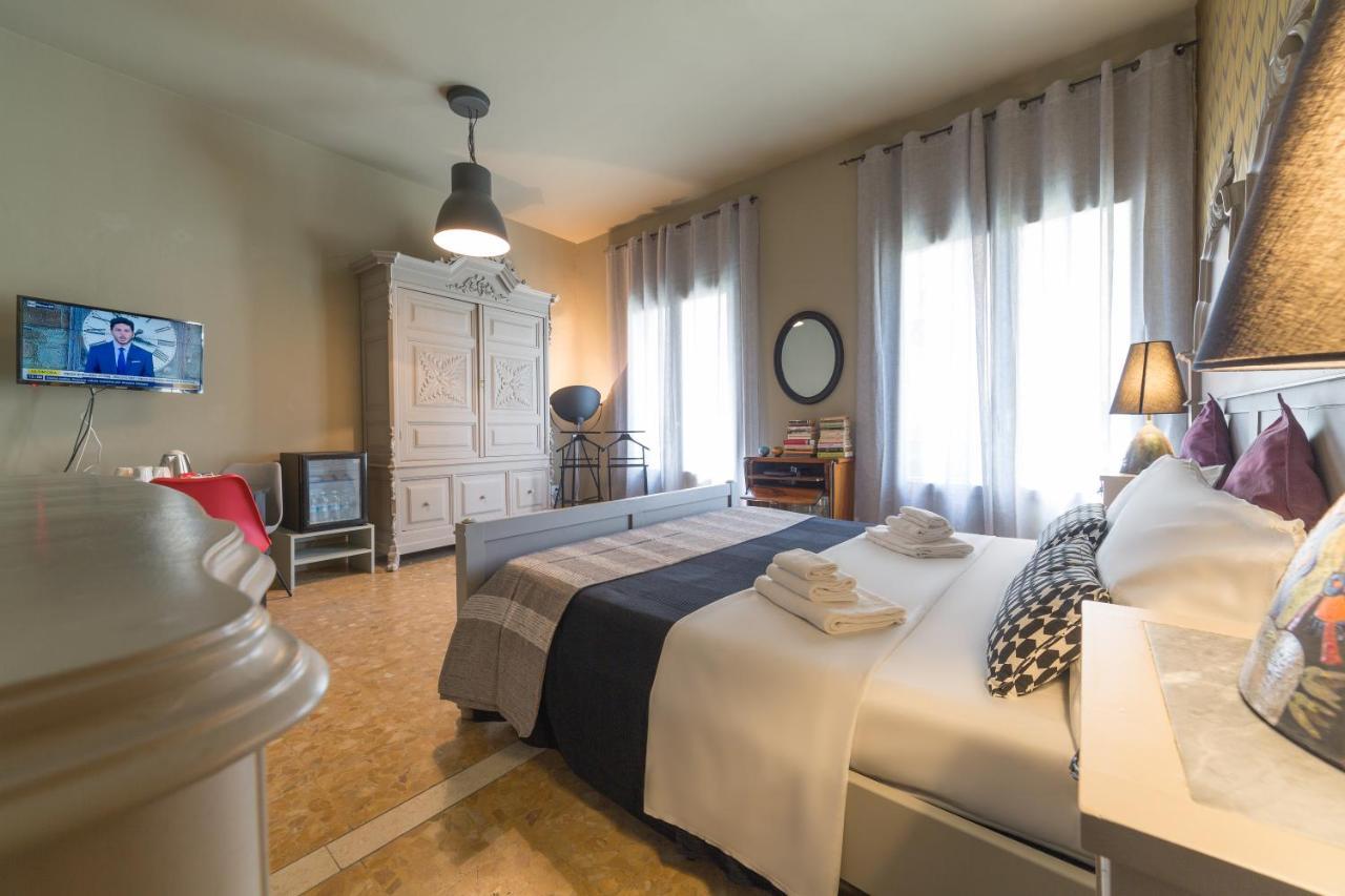 Budget rooms sonnino 37 Cagliari Buitenkant foto